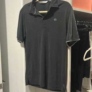 Travis Mathew’s small golf shirt